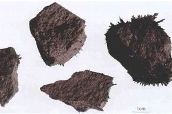 Hematite - 1 lb (454 g)