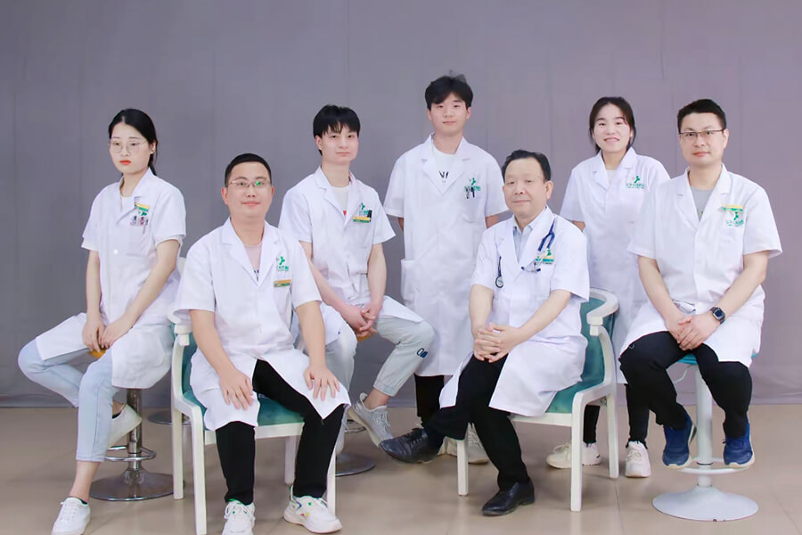 TCMforyou Traditional Chinese Medicine practitioner team