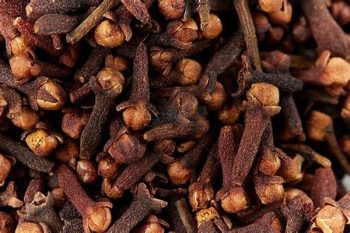 Clove - 1 lb (454 g)
